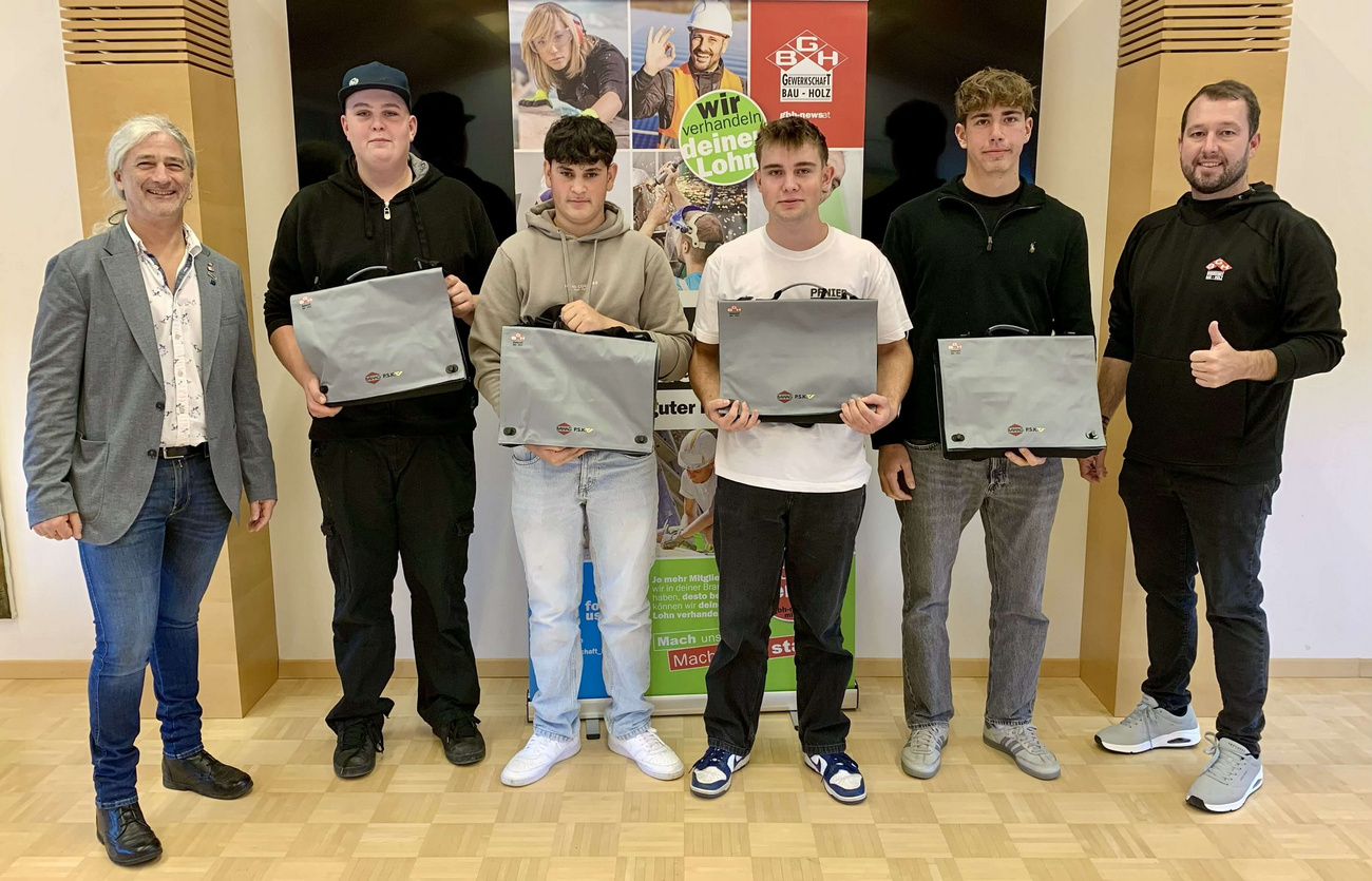 Neuer Jugendvertrauensrat gewählt Neuer Jugendvertrauensrat gewählt